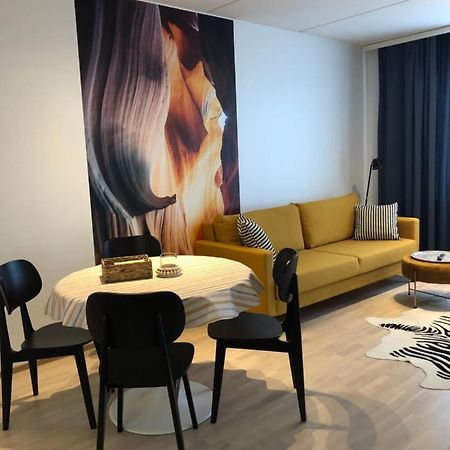 2 Rooms, In Front Of The Sea, Free Parking 오울루 외부 사진